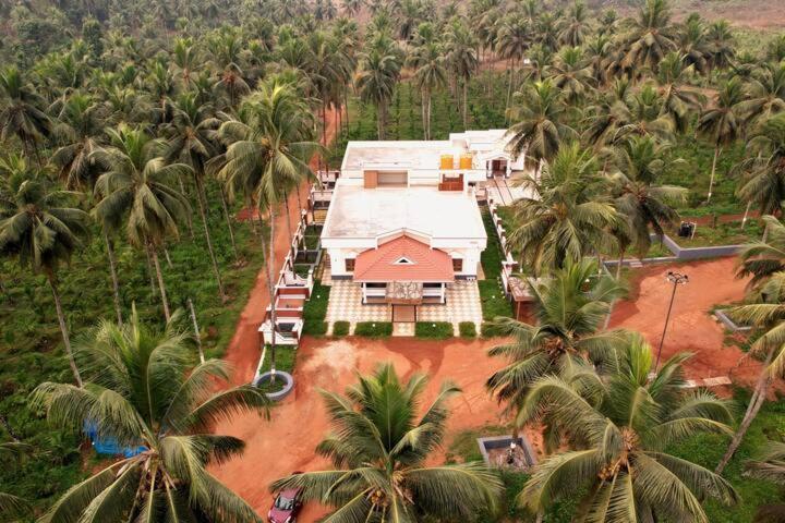 Beautiful Farm House & Villa - Monappa Estate - Top Rated Udupi Bagian luar foto